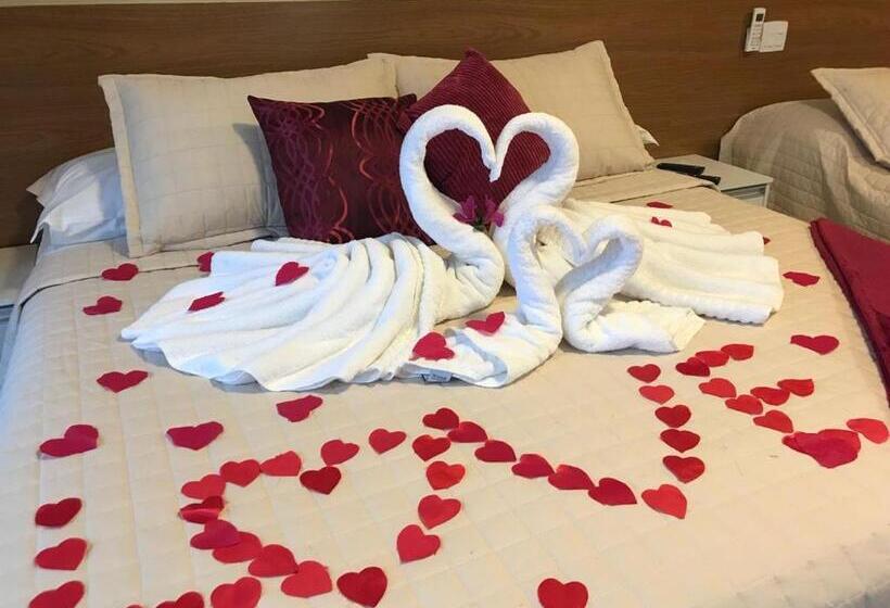 デラックススイート, Marina Estância Confiança