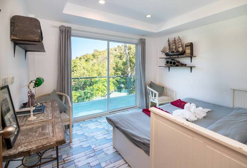 １ベッドルームペントハウスアパート, Pandora