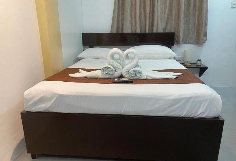Номер Стандарт с Балконом, Papa Freds Beach Resort