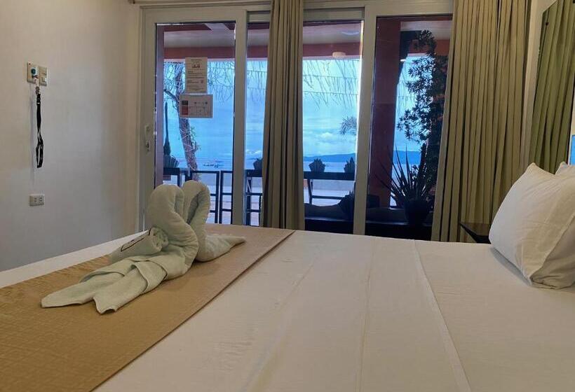 اتاق لوکس با چشم‌انداز دریا, Papa Freds Beach Resort