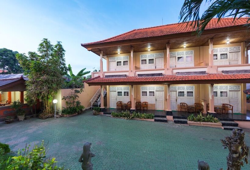 Quarto Estandar, Puri Tamu