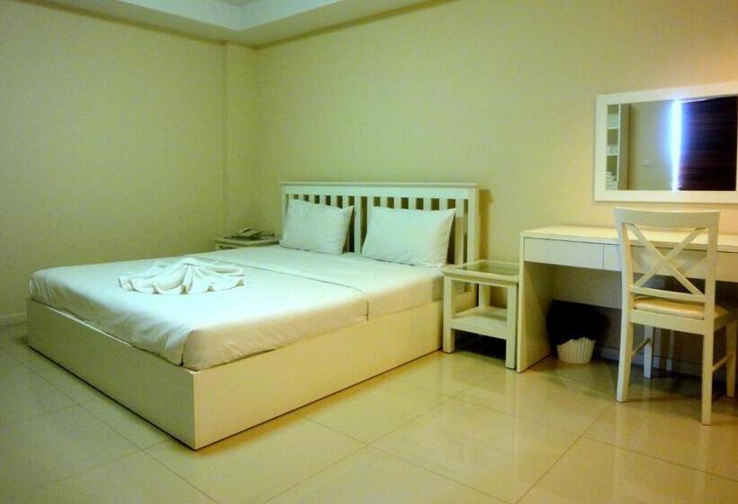 סוויטת 2 חדרי שינה, Royal Place Banchang