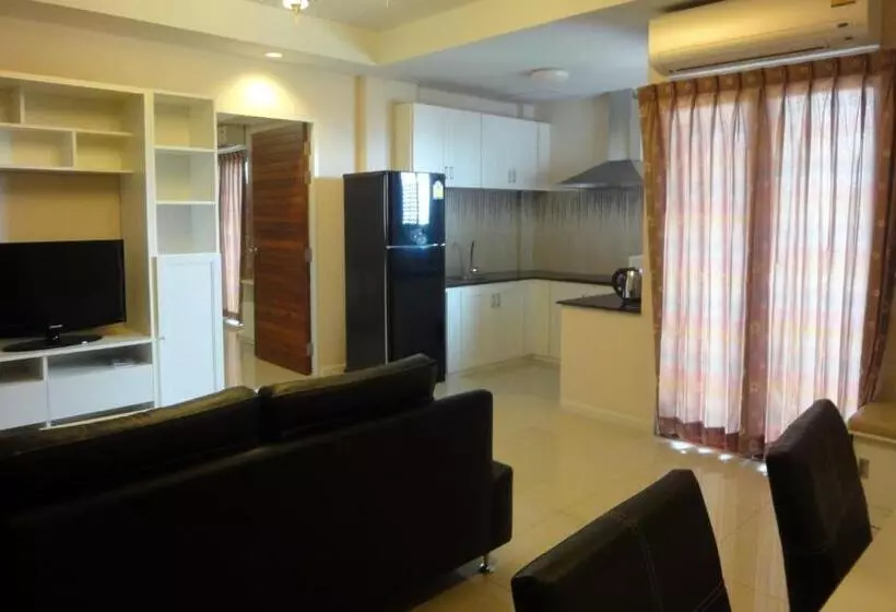 سوئیت 2 خوابه, Royal Place Banchang