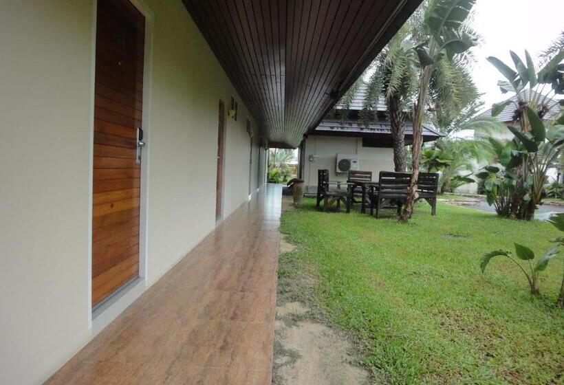 Студия Стандарт, Royal Place Banchang
