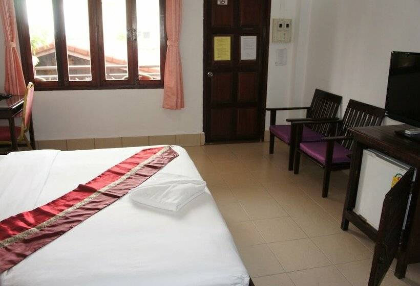 اتاق استاندارد, Suksavanh River