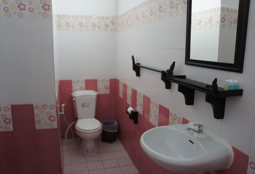 اتاق استاندارد, Suksavanh River