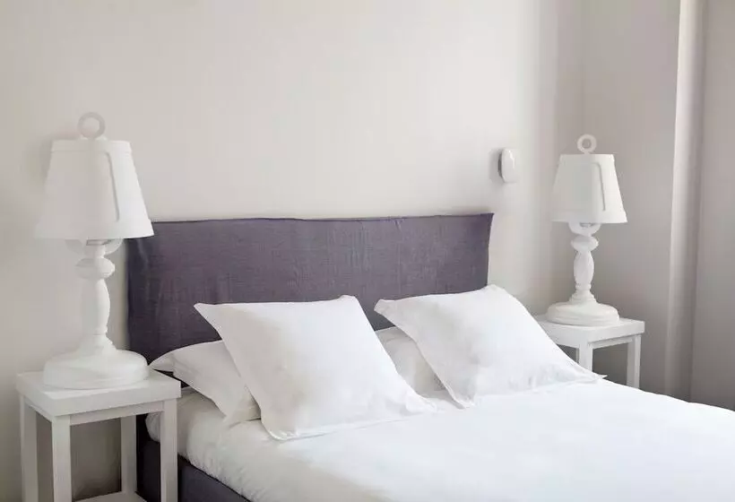 اتاق استاندارد, White 1921 Saint Tropez