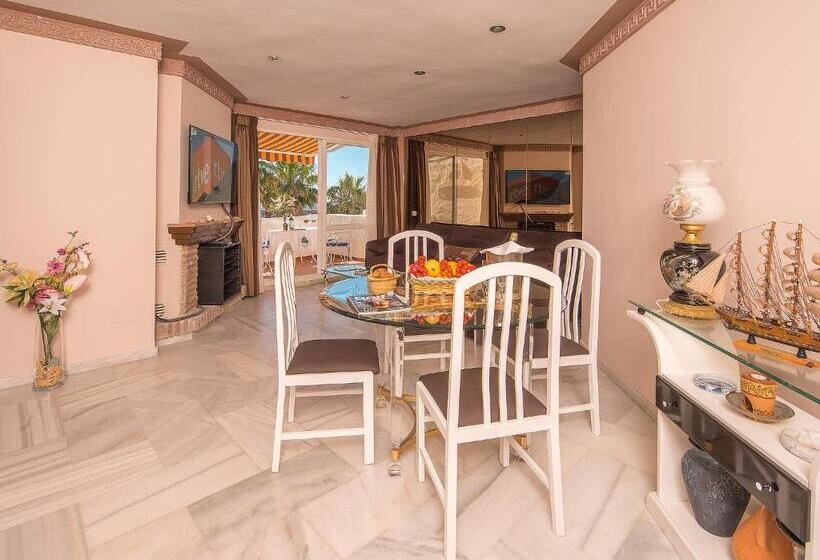 شقة دور أخير غرفة نوم واحدة, Puerto Marina Beach & Golf