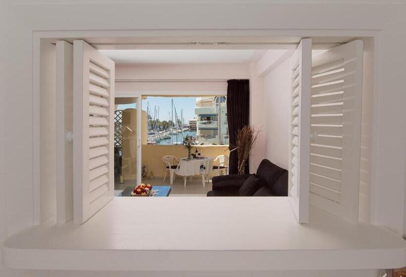 شقة غرفة واحدة مطلة على البحر, Puerto Marina Beach & Golf