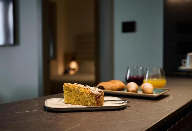 آپارتمان 1 خوابه, Rmh Modena Raffaello