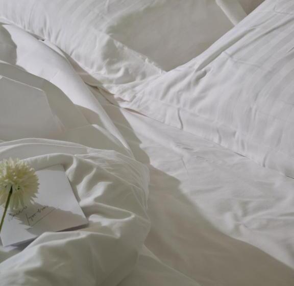 آپارتمان 1 خوابه, Rmh Modena Raffaello