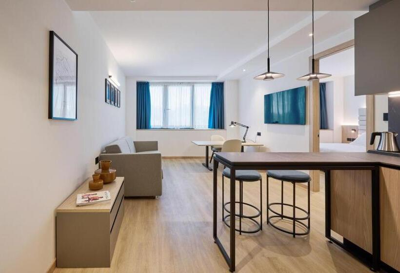 آپارتمان 1 خوابه, Rmh Modena Raffaello