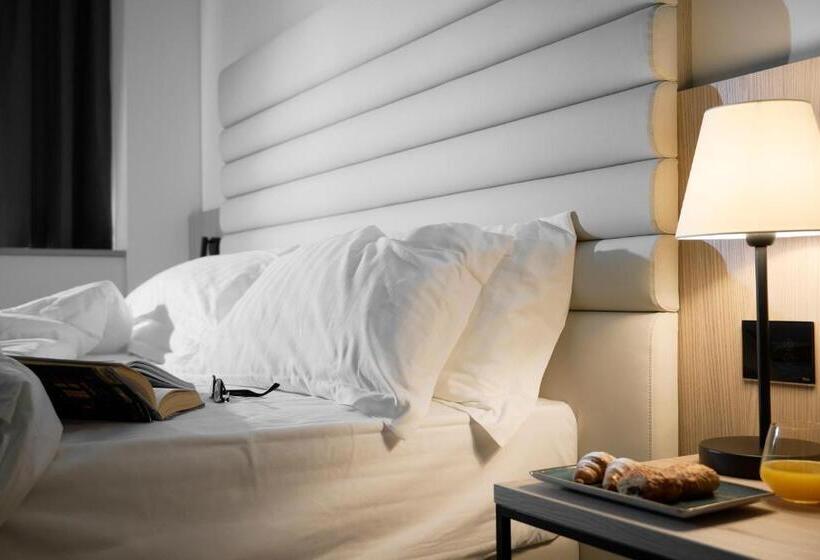 آپارتمان لوکس 1 خوابه, Rmh Modena Raffaello