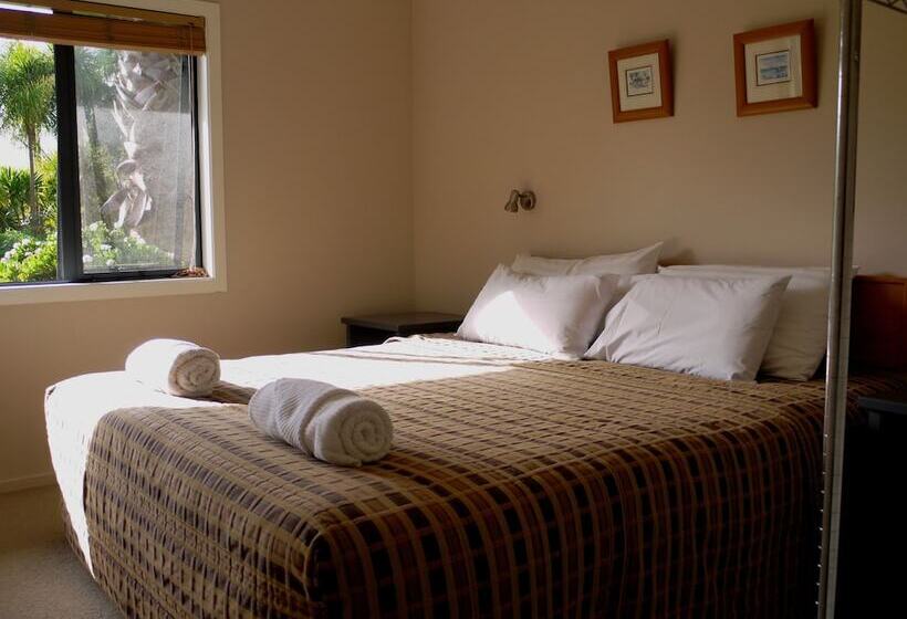 Апартаменты 3 Спальни, Bay Of Islands Holiday Apartments