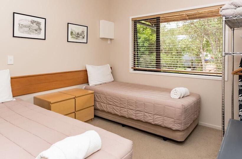 Апартаменты 3 Спальни, Bay Of Islands Holiday Apartments