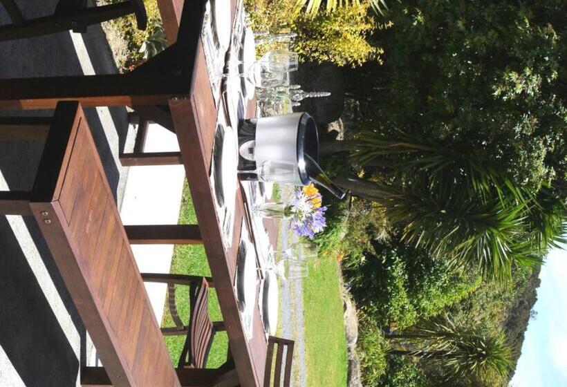 Апартаменты 3 Спальни, Bay Of Islands Holiday Apartments