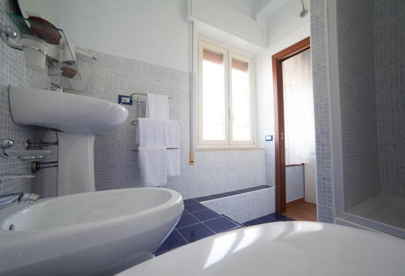 标准单人间, B&b Trapani In