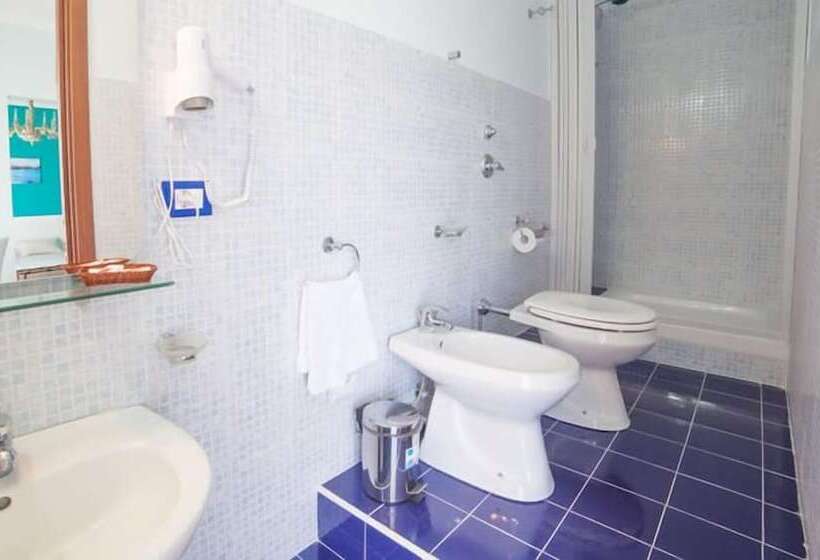 四人标准间, B&b Trapani In