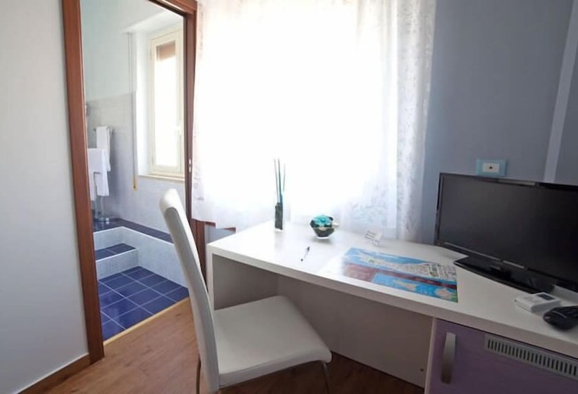 标准单人间, B&b Trapani In