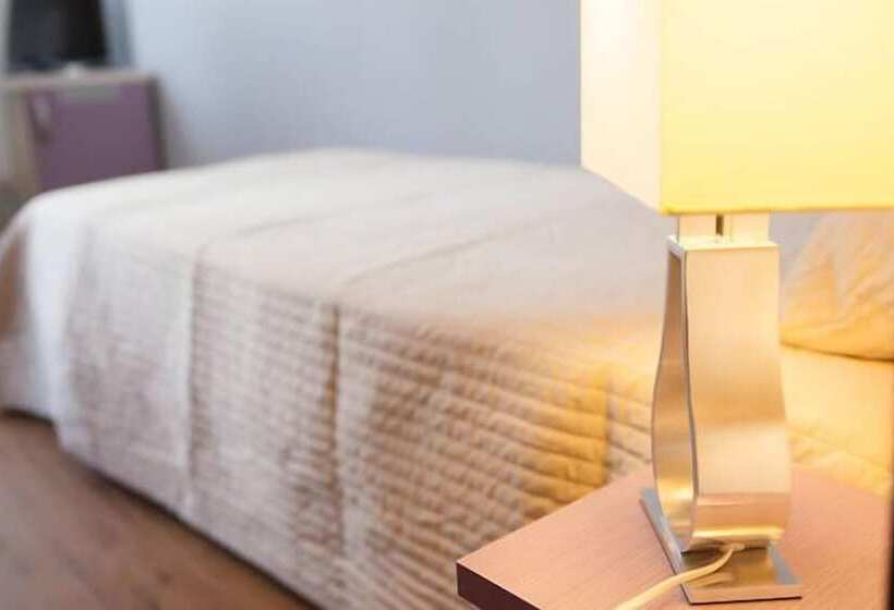 标准单人间, B&b Trapani In