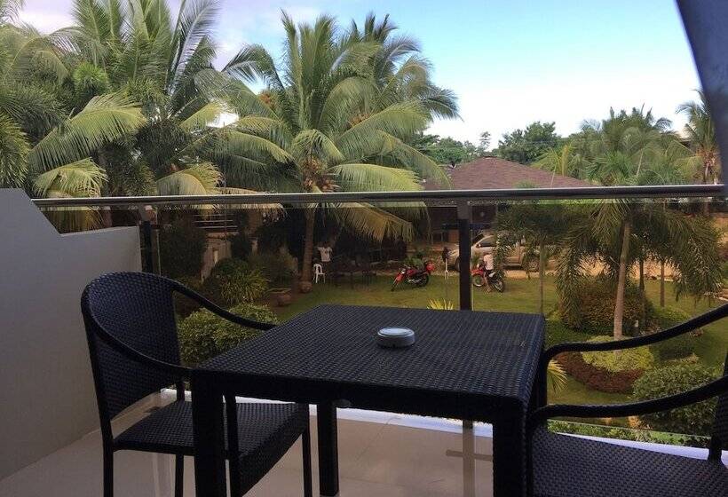 디럭스 룸, Golden Palm Resort