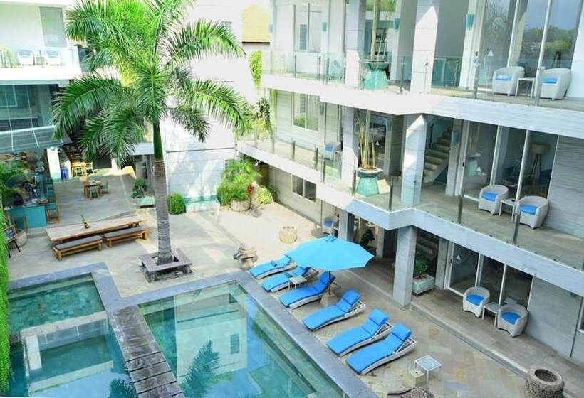 Вилла Deluxe 2 Спальни с Бассейном, Aq Va Hotel & Villas Seminyak