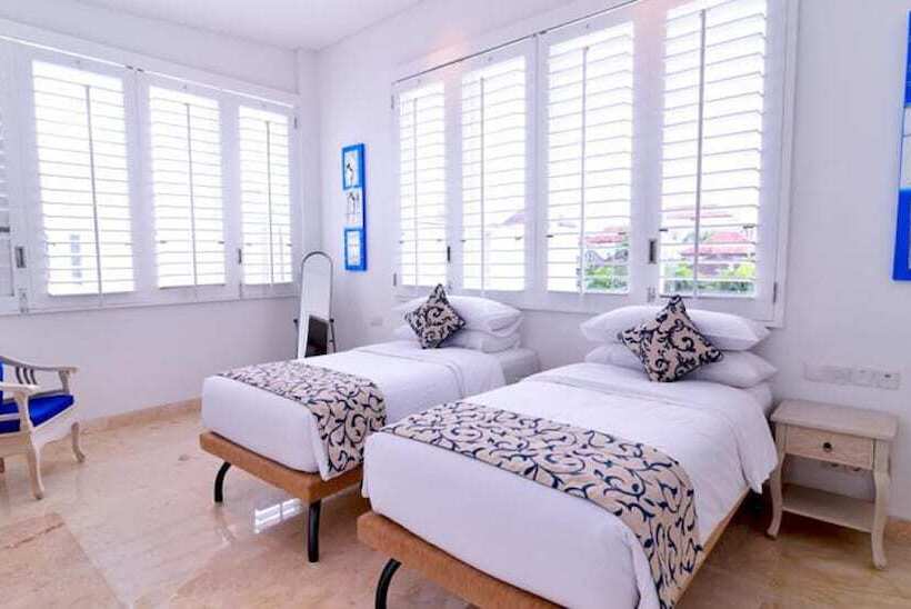 וילת דלוקס 2 חדרי שינה עם בריכה, Aq Va Hotel & Villas Seminyak