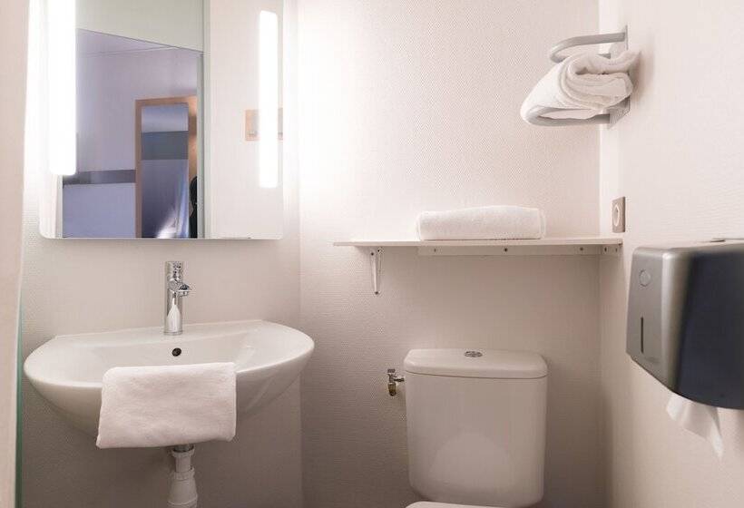 غرفة قياسية رباعية, B&b Hotel Avignon 2