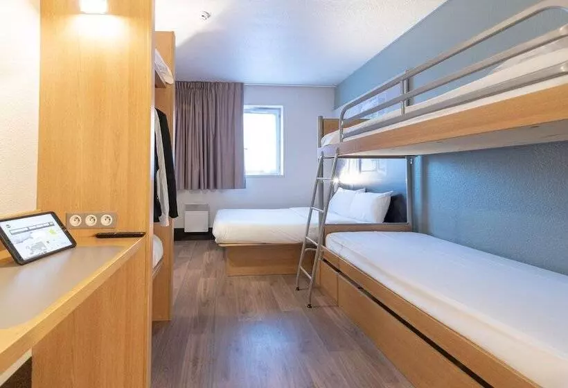 スタンダード４人部屋, B&b Hotel Avignon 2