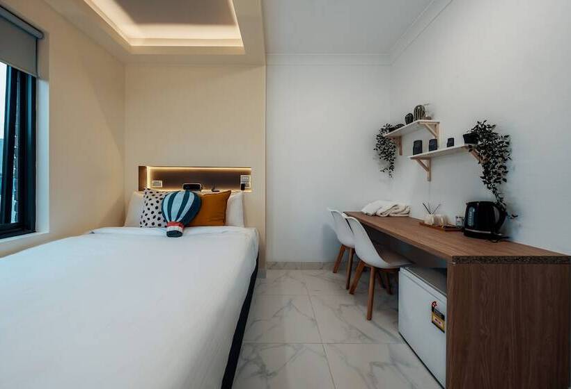 اتاق استاندارد با سرویس بهداشتی مشترک, Cozy M