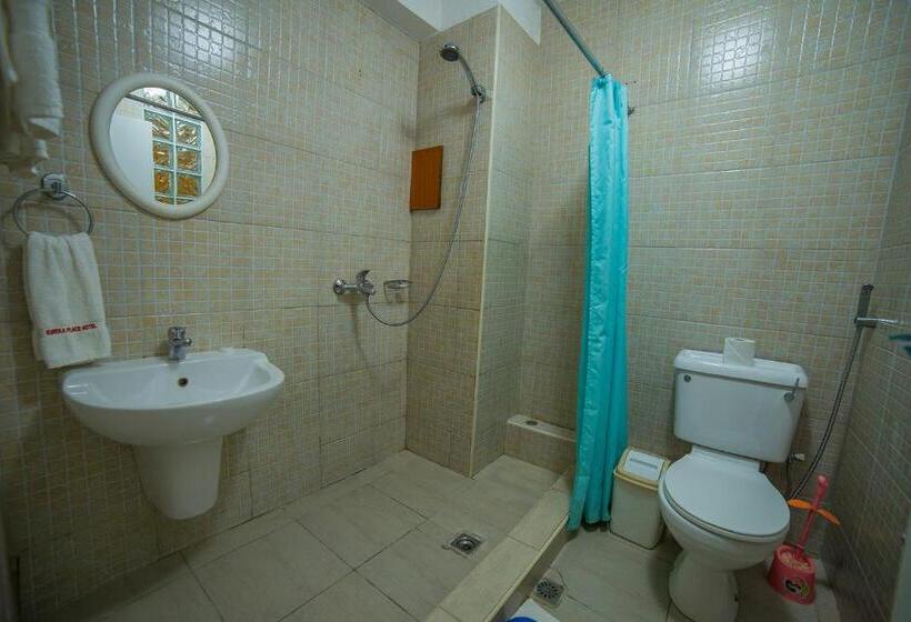 اتاق استاندارد یک نفره, Eureka Place Hotel Kampala