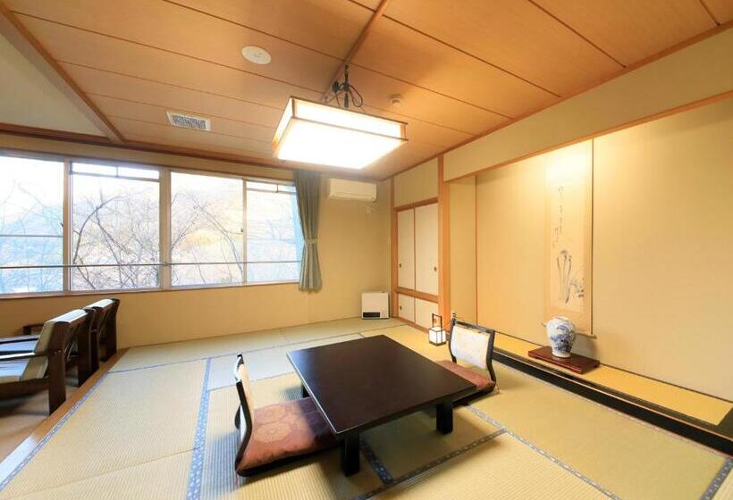 Семейный Номер Superior, Ginshotei Awashima