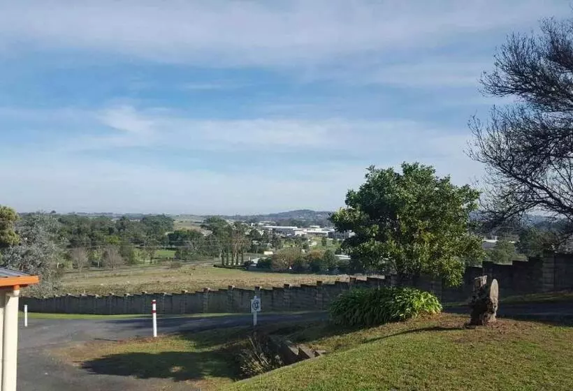 スタンダードスタジオ, Limestone Coast Tourist Park
