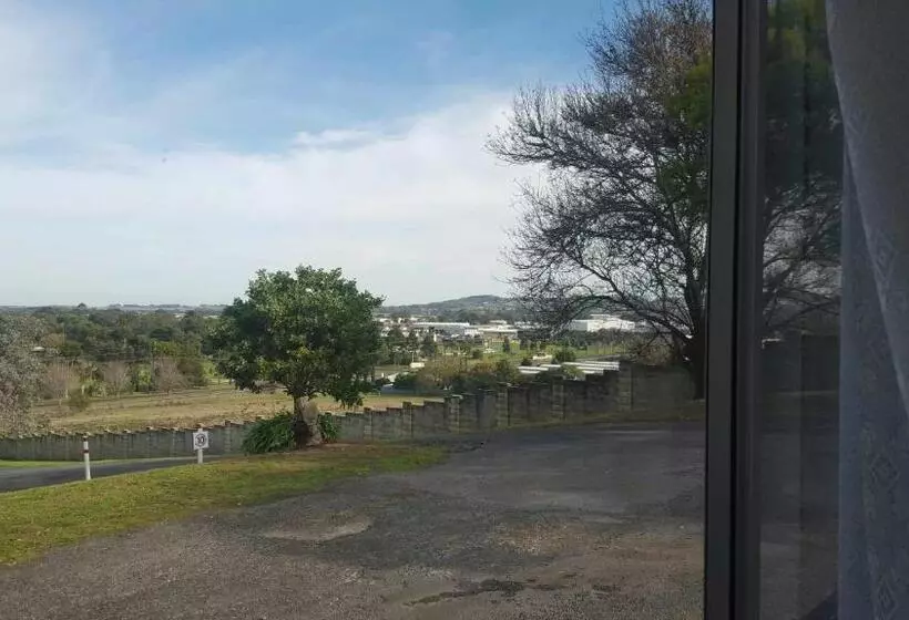 スタンダードスタジオ, Limestone Coast Tourist Park