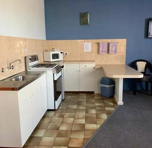 Deluxe-perhehuone, Limestone Coast Tourist Park