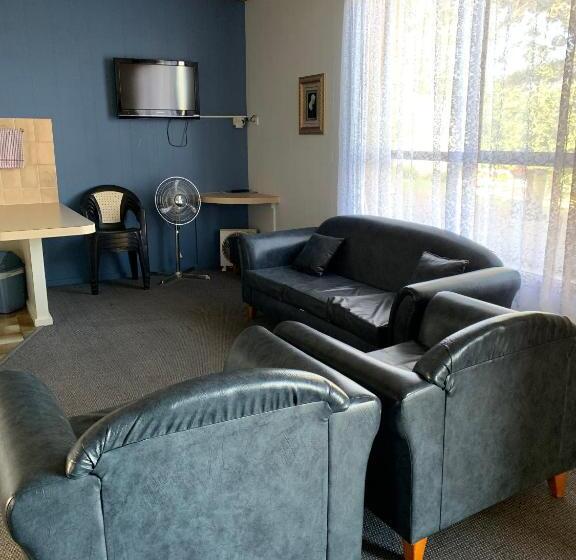 חדר משפחתי דלוקס, Limestone Coast Tourist Park