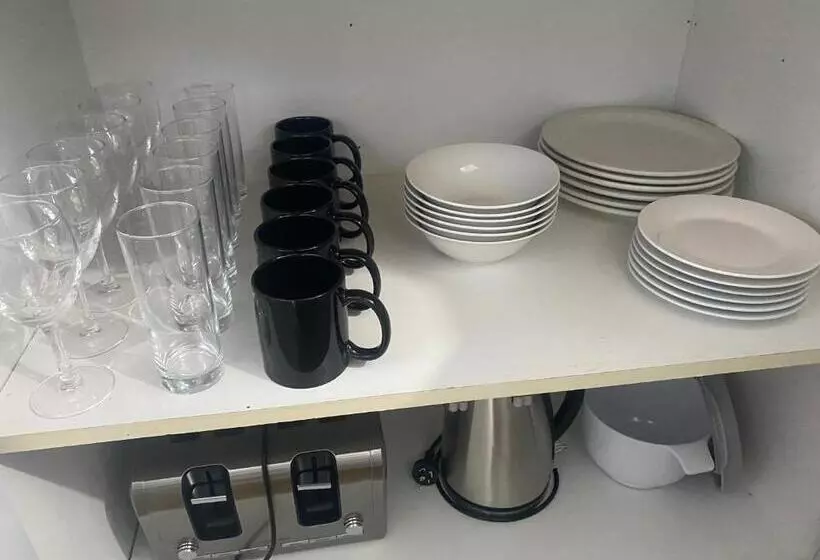 デラックスの4人部屋, Limestone Coast Tourist Park