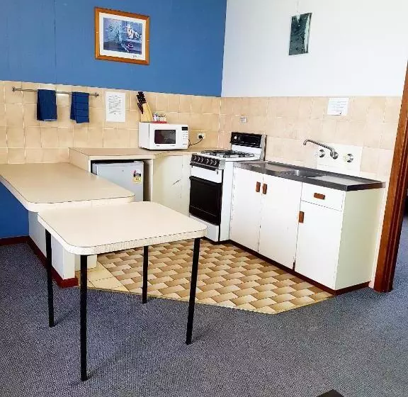 Superior-perhehuone, Limestone Coast Tourist Park