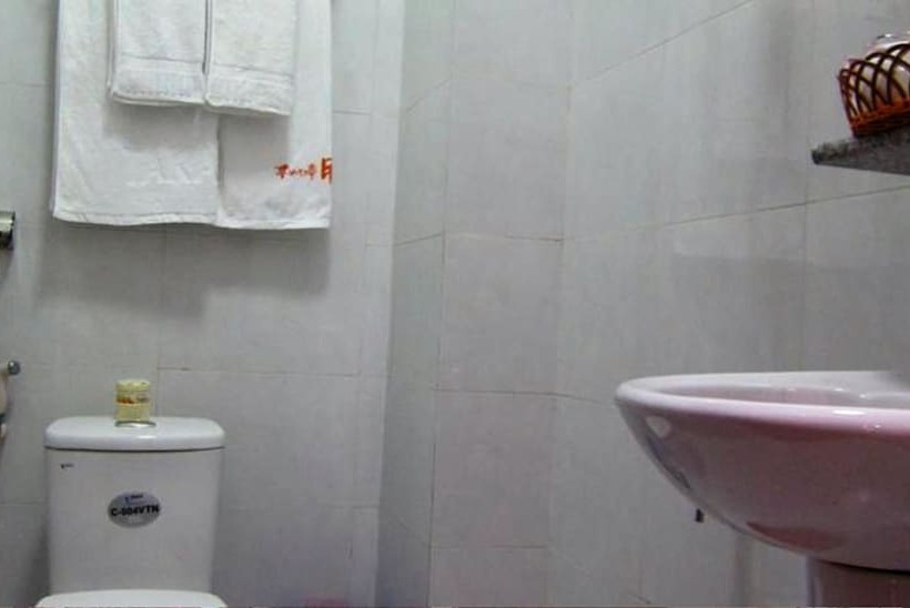 اتاق استاندارد چهار تخته, Loc Mai