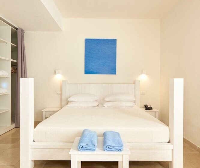 غرفة سوبيريور ثلاثية, Meditur Puglia By Itafirst Hotels