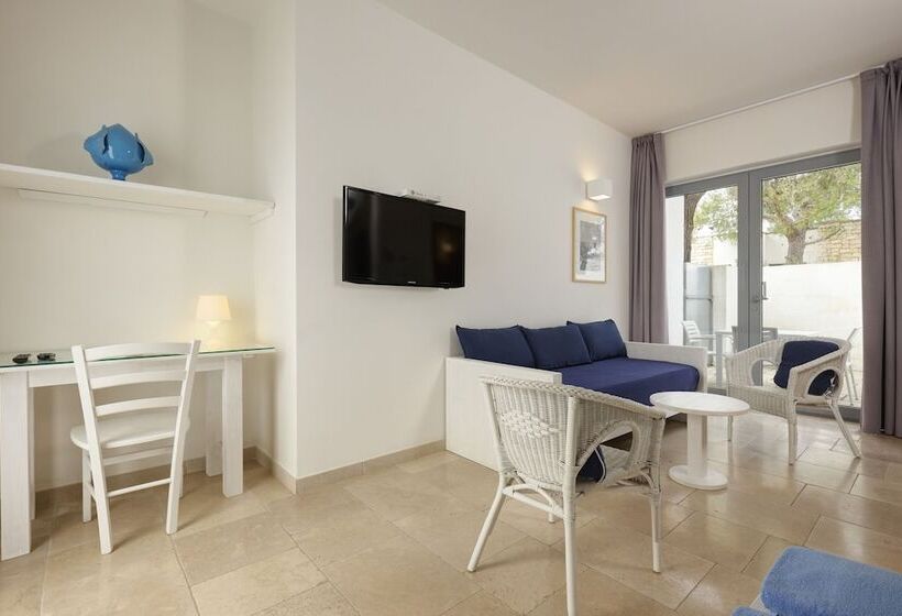 غرفة سوبيريور ثلاثية, Meditur Puglia By Itafirst Hotels