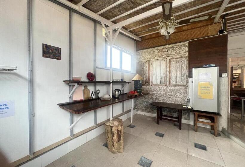 ルームシェアのワンベッド, Seabreeze Hostel Bali