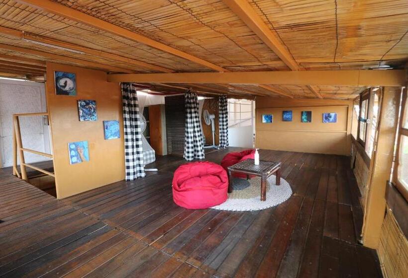 Кровать в Общей Комнате, Seabreeze Hostel Bali