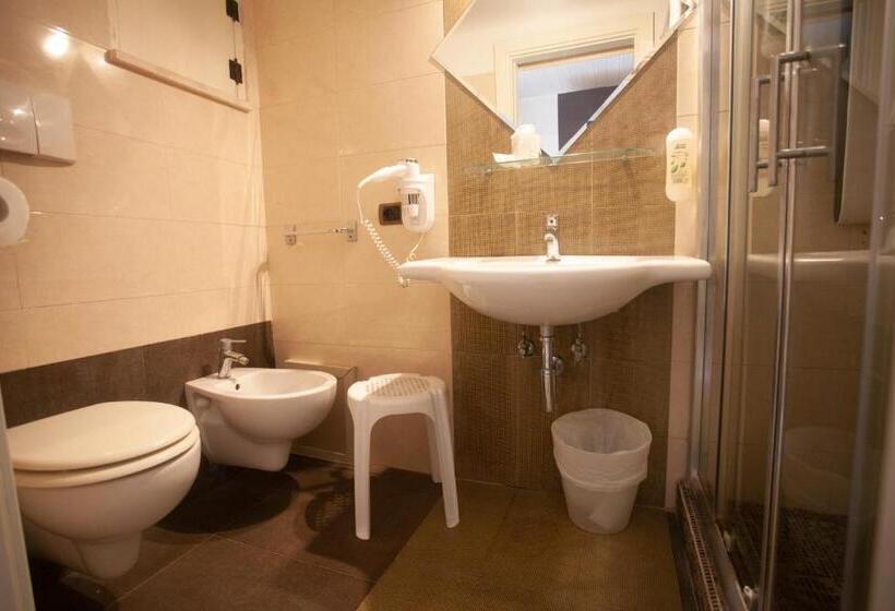 스탠다드 룸, Oldwell