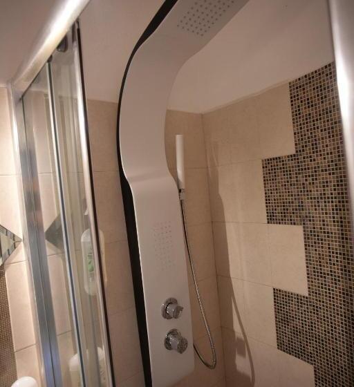 4인용 스탠다드 룸, Oldwell