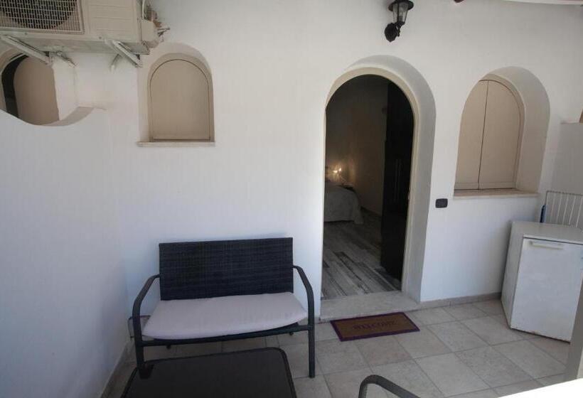 스탠다드 트리플 룸, Oldwell