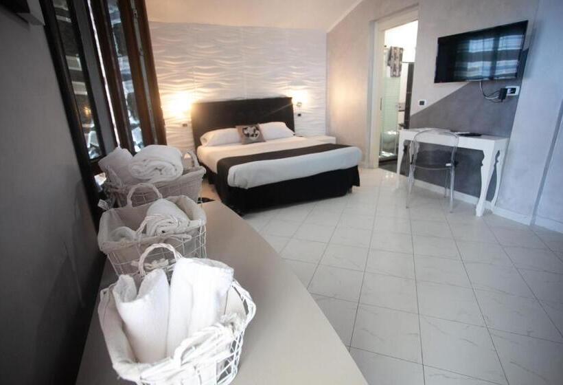 주니어 스위트 바다 전망, Oldwell