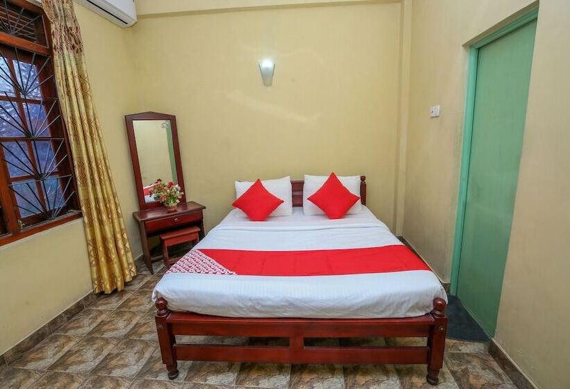 Deluxe Room, Paradise Resort Kandy