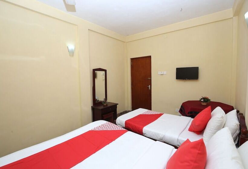 اتاق لوکس سه تخته, Paradise Resort Kandy