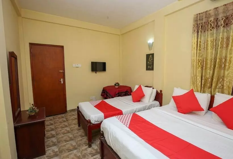 اتاق لوکس سه تخته, Paradise Resort Kandy
